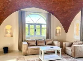 Royal Home Dome Style - Top Floor Apartment