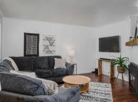 Bungalow on Baldwin - 3 bed 2 bath