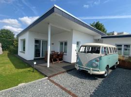 Ferienhaus Lütt Hus An D'see: Haffkrug şehrinde bir otel