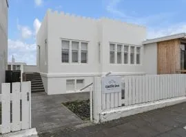 Castle Inn Apartments - Downtown Keflavík