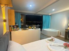 Fethıye old town suıtes, hotel com banheiras de hidromassagem em Fethiye