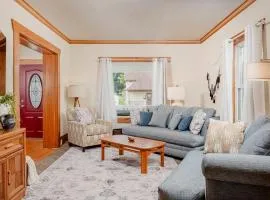 3 Bedroom Family Home - University of Oshkosh