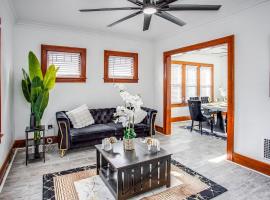 New 3 bedroom Home by, UofR, RIT, Strong, Airport, hotel in Rochester