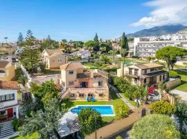 Casa de los Limones by Michael FAMILY VILLA NEAR PUERTO MARINA