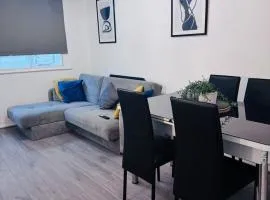 Cozy Private one Bedroom Flat In Grays Lakeside shopping mall