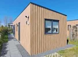 2 Bedroom Stunning Home In Heinkenszand