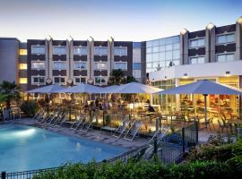 克莱蒙费朗诺富特酒店，位于克莱蒙费朗克莱蒙费朗-奥弗涅机场 - CFE附近的酒店