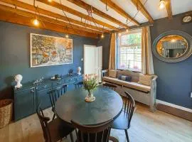 Warrington Mews-Uk48821