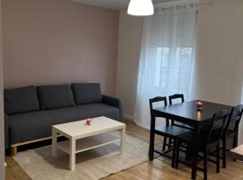 Appartement spacieux à 15mn de Paris, Hotel in Noisy-le-Sec