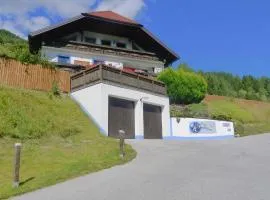 Wohl eingerichtete Wohnung mit eigenem Balkon