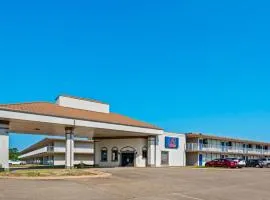 Studio 6 Hammond, LA I12 I55