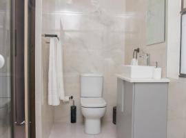 Simphiwe Guesthouse, hotel in Manzini