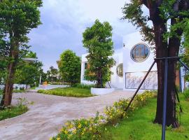 ฟอเรสต์ พูลวิลล่าพิษณุโลก Forest Poolvilla Phitsanulok, hotel em Phitsanulok