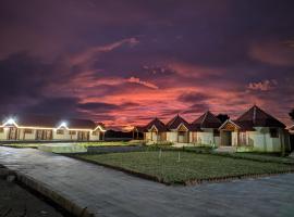 White Rann Resort Dholavira, hotel com estacionamento em Dholovira