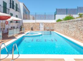 Hotel Jeni & Restaurant, hotel em Es Mercadal