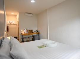 Fix 25 House Koh Kood, hotel in Ban Khlong Mat