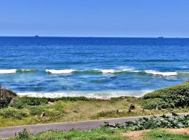 WAVES ocean front King Shaka airport, hotel poblíž Mezinárodní letiště King Shaka - DUR, Densainagar