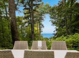 Thorne Swift Lakehouse, βίλα σε Harbor Springs