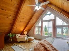 Coastal Cabin with Puget Sound and Rainier Views!