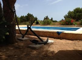 Casa Victor, ET6390, hotel em Sant Francesc Xavier