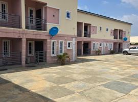 Arca Santa Luxury Duplex Apartments, hotel in Ilorin