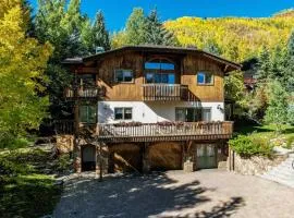 Value - Vail Hideaway - Forest Views, Deck Comfort