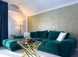 S&S Apartment 1 bedroom with balcony and garden free Parking at location 2 spaces