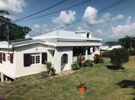 Appartement spacieux à Rivière-Salée de 180 m²