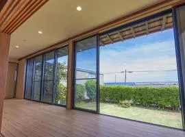 海が見える1棟貸し!バレルサウナ付きの家族で泊まれる貸し別荘!絶景とプライベート空間を満喫!