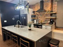 Short North Convention King Bed Free Parking!