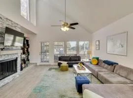 Family Retreat half Mi to Lake Travis Pets Welcome