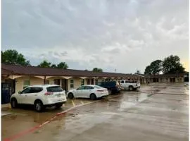 Golden Inn Dallas by Hotel O