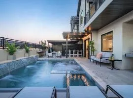 29-30 | 2 Connected Homes in Ocotillo Springs with Pool and Spas