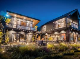 Lake-Front Luxury Villa, ξενοδοχείο σε Bedugul