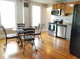 Bright Front Facing Unit - Private Front Farmers Porch