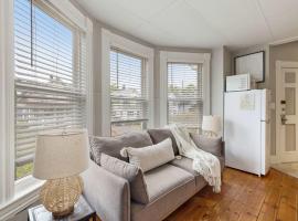 Sleek & Bright 1st Flr Studio Short -Midterm Stays, hotel en Manchester