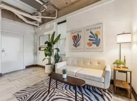 Home Sweet Condo Cozy Dallas Condo No 109