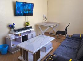 Spoonbill Snug Spot BnB, hotel dengan parking di Thiba