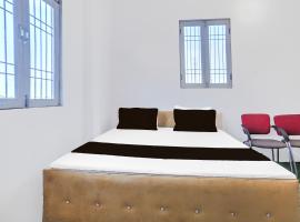 SPOT ON Hotel Vs Palace, hotel u gradu Etāwah