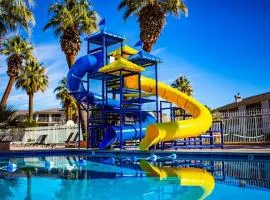 19| Vue at Green Valley with Community Pool