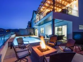 61-62| 2 Homes Duplex in Ocotillo Springs with Private Pool
