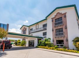 Quinta Dorada Hotel & Suites, hotel en Saltillo