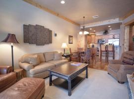 Palisades Lodge Suite 307, hotel em Victor