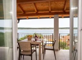 Apartment in Barbat with sea view, balcony, air conditioning 660-5