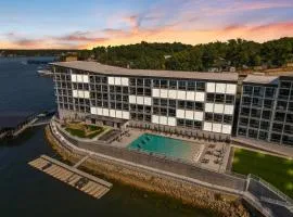 Brand New Complex, Central Location, Amazing Views