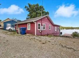 Breathtaking Views, Private Dock, Pure Relaxation