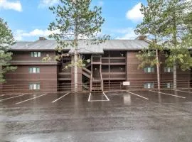 Excellent Family Stay w/ Boat Slip, 2 Pools, Hot Tub, Courts & Arcade Games