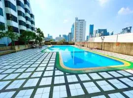 Sukhumvit soi 4 Apartment Center of BKK