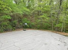 Huge! Sleeps 30-Kayaks, Pedal Boat & Paddle Boards