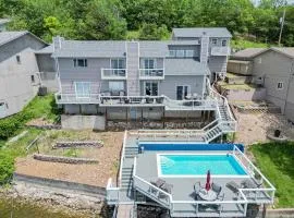 Private Lakefront Pool, Amazing Dock Sleeps 26